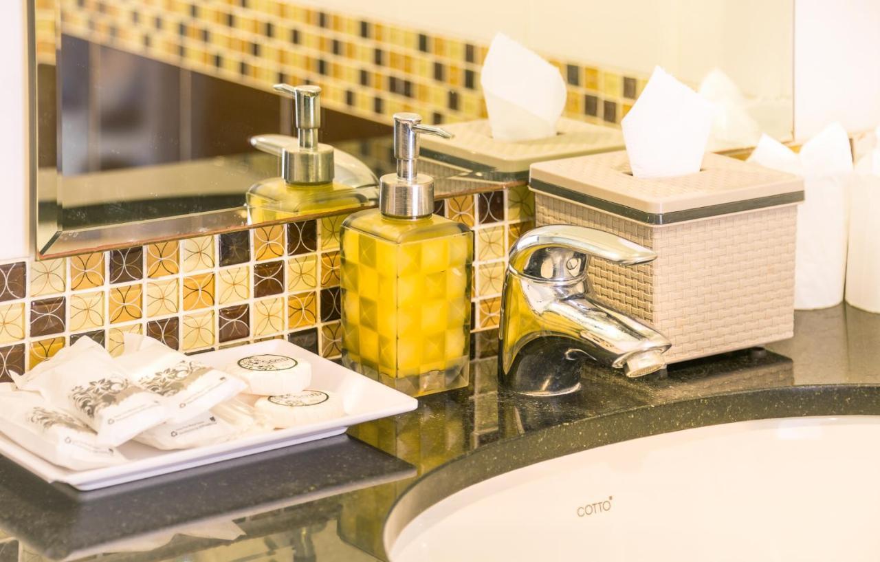 Krabi Phetpailin Hotel Екстер'єр фото